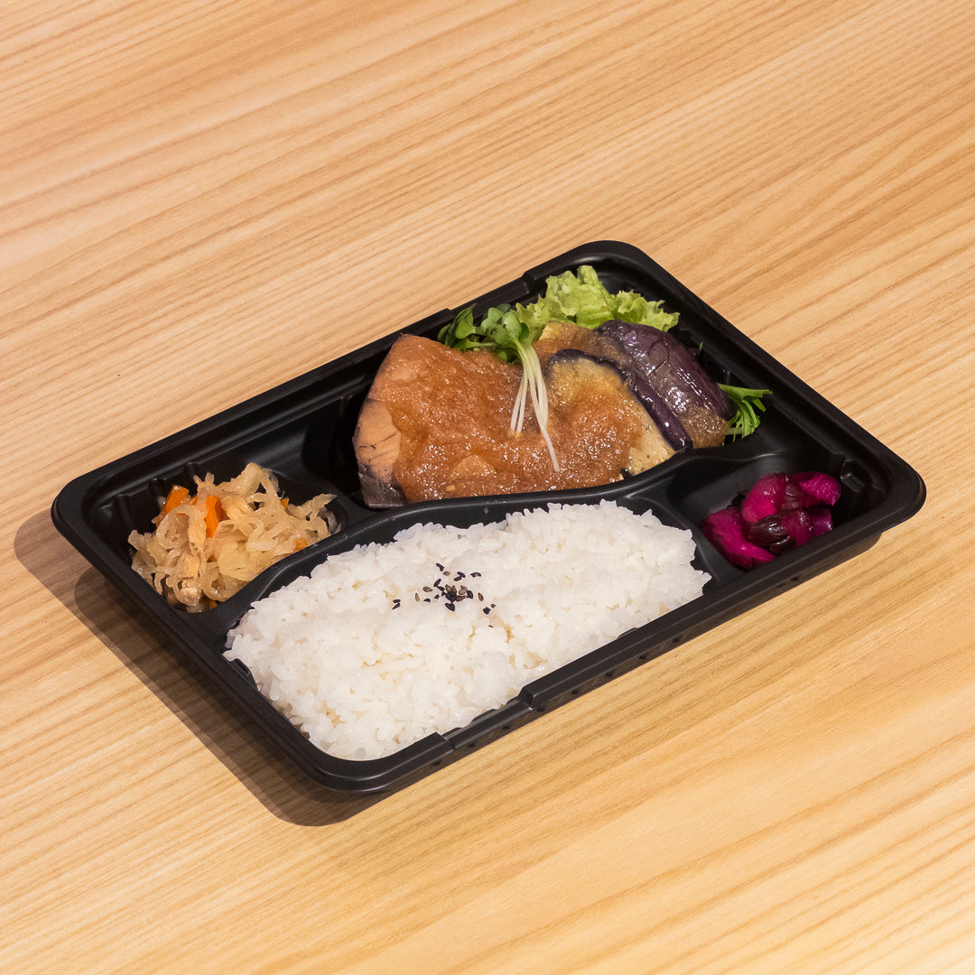 B.鰤のみぞれ煮
